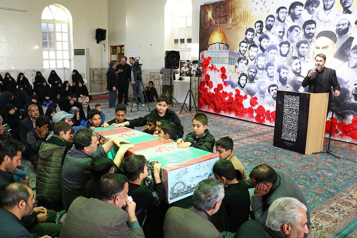 عکس | خادمان امام رضا(ع) و شهید گمنام دفاع مقدس میهمان روستای مسگرآباد تهران